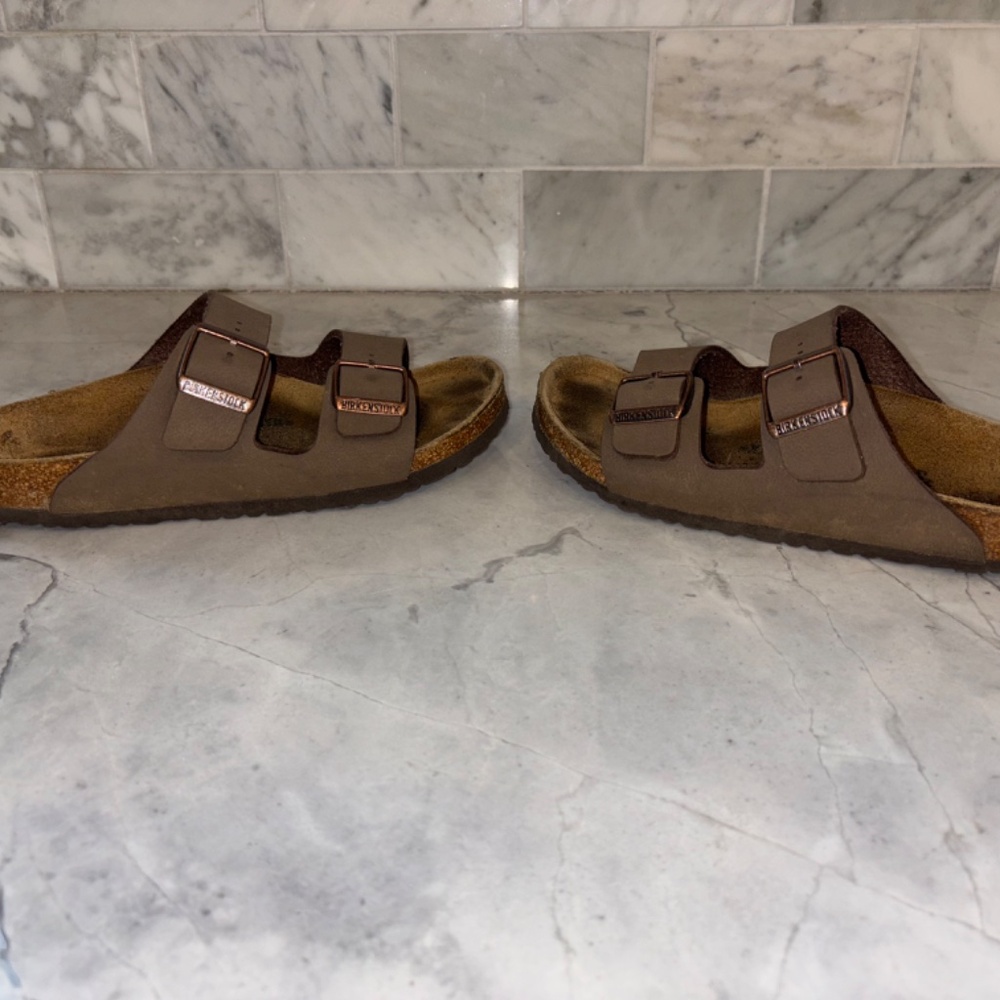 BIRKENSTOCK Arizona - "Birkibuc" Mocha - size 34 (US 3.5) EUC
